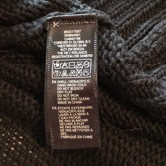 Forever 21 knit sweater - Picture 6 of 6